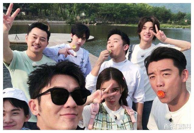 贾玲：《跑男》收视率一路下滑的原因，从蔡徐坤出泥潭就能看出来