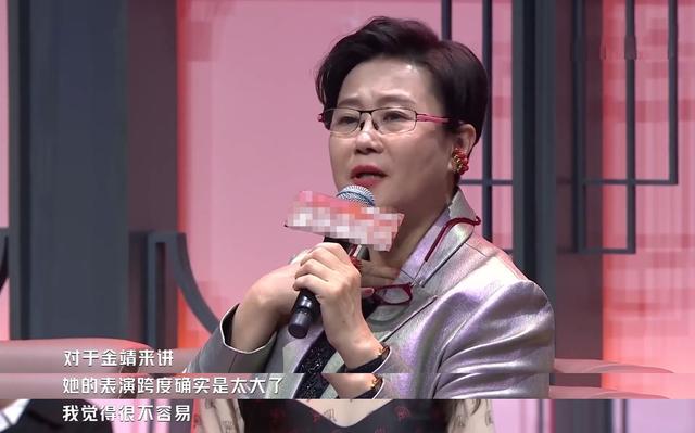 「李佳琦」女星直播出事故，上衣意外撩起吓到表情变形！李佳琦火速删掉回放