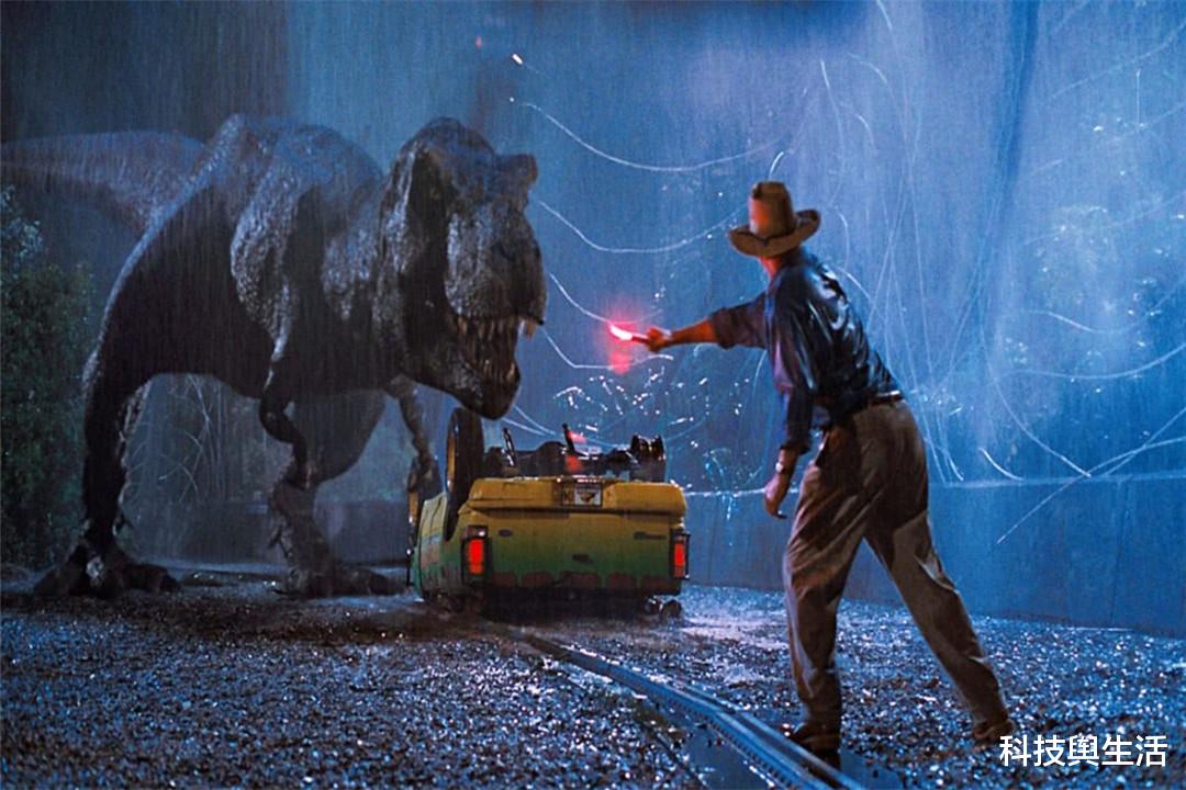 恐龙|恐龙并未消失？1986年的翼龙目击事件，留下了和恐龙合影！