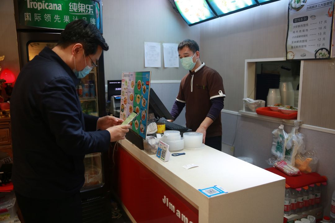 『郑州』看饿了！长春常务副市长带头“下馆子”，网友：我也要同款打卤面！