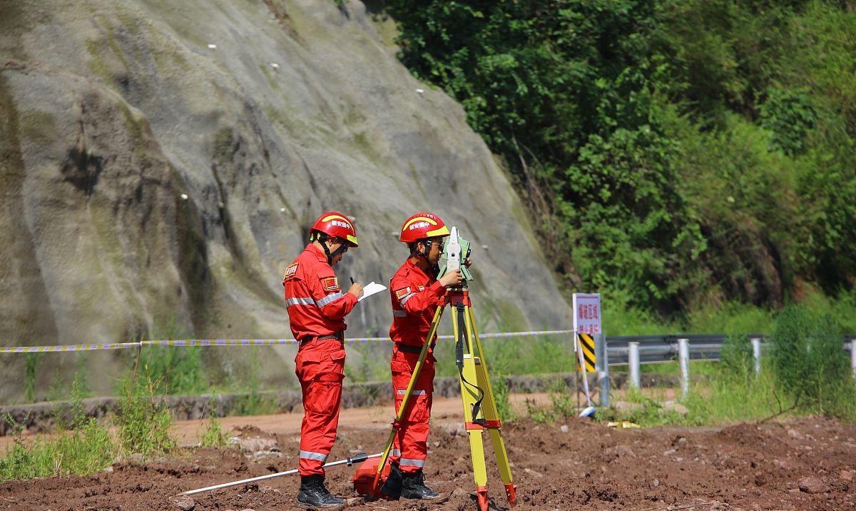 「高考」这专业不受人待见，毕业难坐空调房，但工资上万令人羡慕