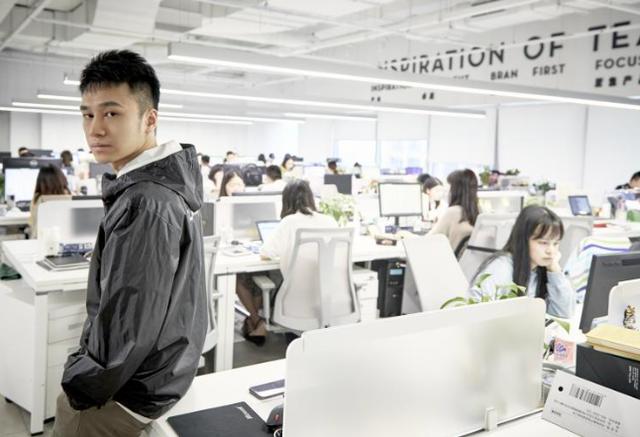 华为p40|受乔布斯影响却靠奶茶身家40亿，喜茶创始人聂云宸，最有钱90后