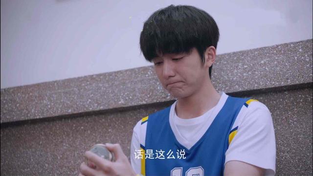 张新成|《以家人之名》开播，张新成出演最虐人设，被父母抛弃独自长大