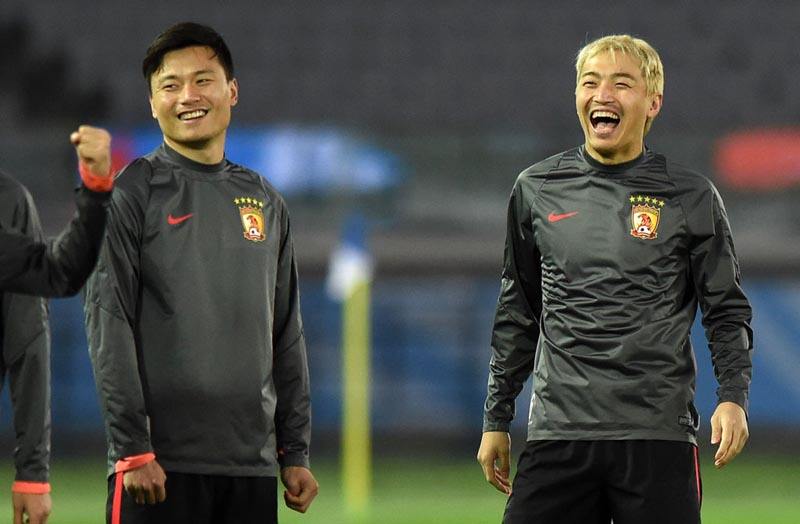 『广州恒大』发布会官宣！恒大三大功勋确定新赛季球衣号码，国脚中卫独霸两个