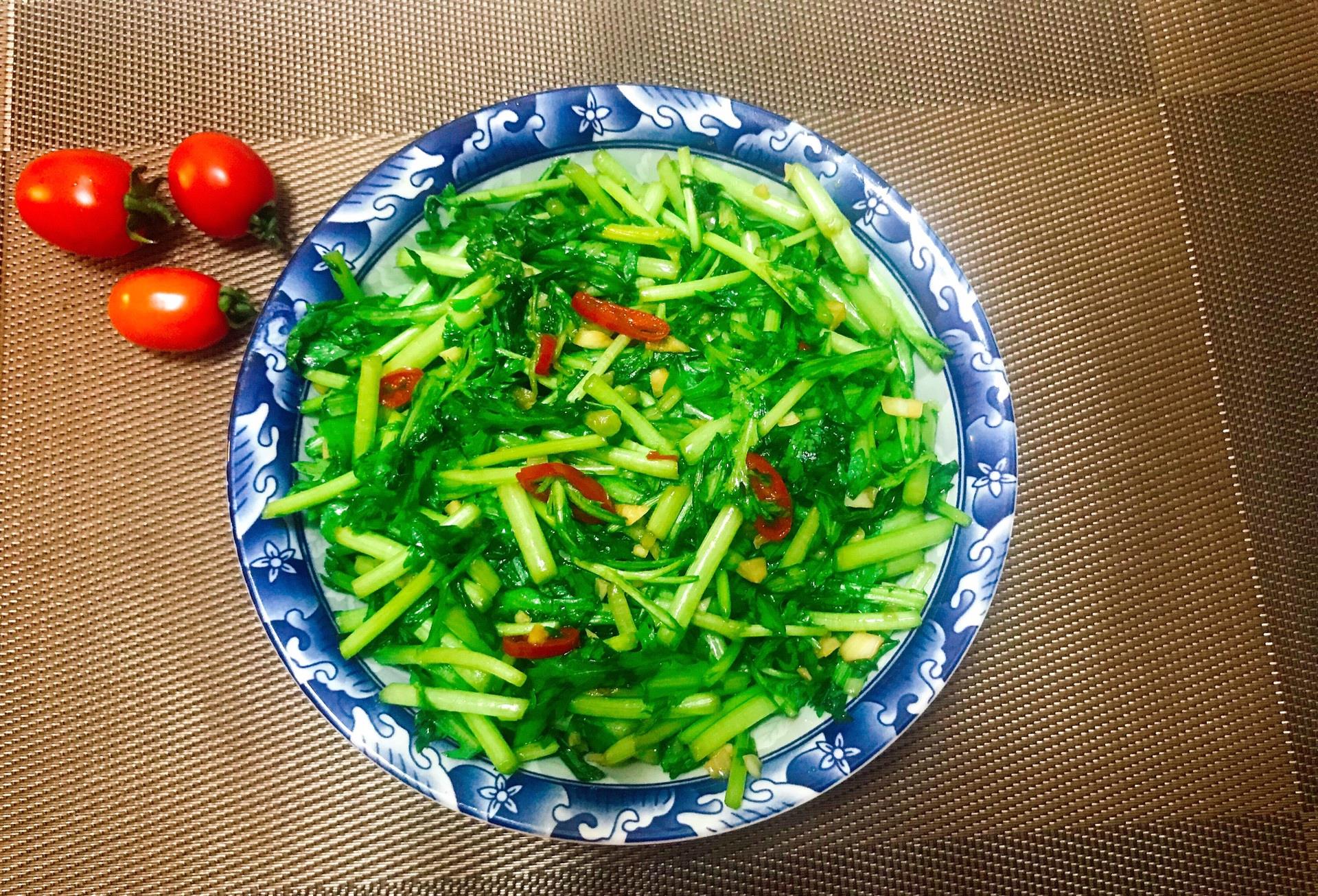 『失眠』失眠最怕这菜，失眠多梦的人要常吃，安神静心，一觉睡到大天亮！