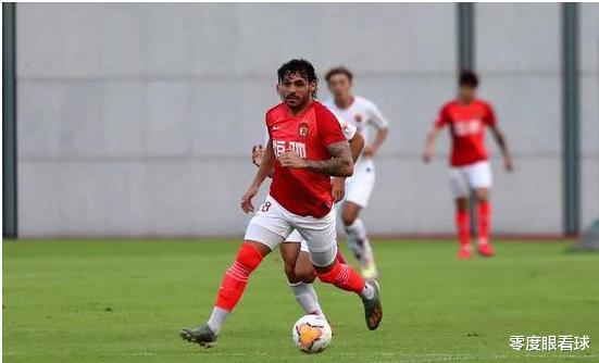 「广州恒大」今晨王牌外援回归，恒大新赛季最强主力阵容随之出炉，新队长也正式浮出水面