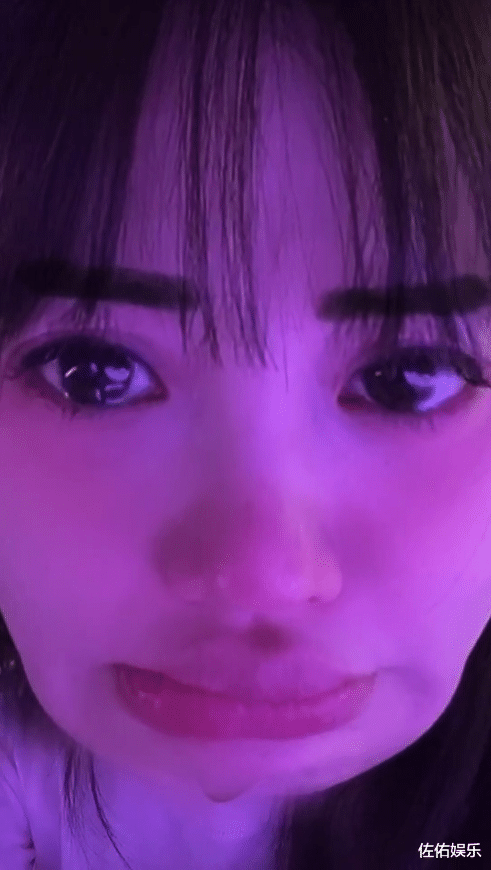 李小璐|屡次隔空表白贾乃亮未被回应，李小璐晒视频泪眼婆娑：爱会消失