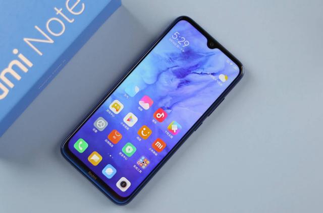 荣耀9x■小米“销量王”来啦，899元销量高达3000万台，比起荣耀9X更划算