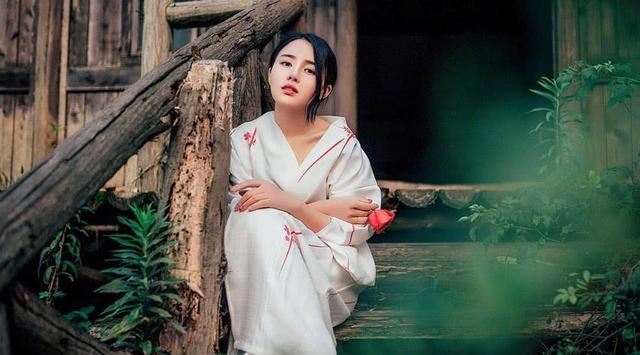 「日本」日本人到室内要脱鞋，如果遇到有人脚臭怎么办？日本姑娘告诉你