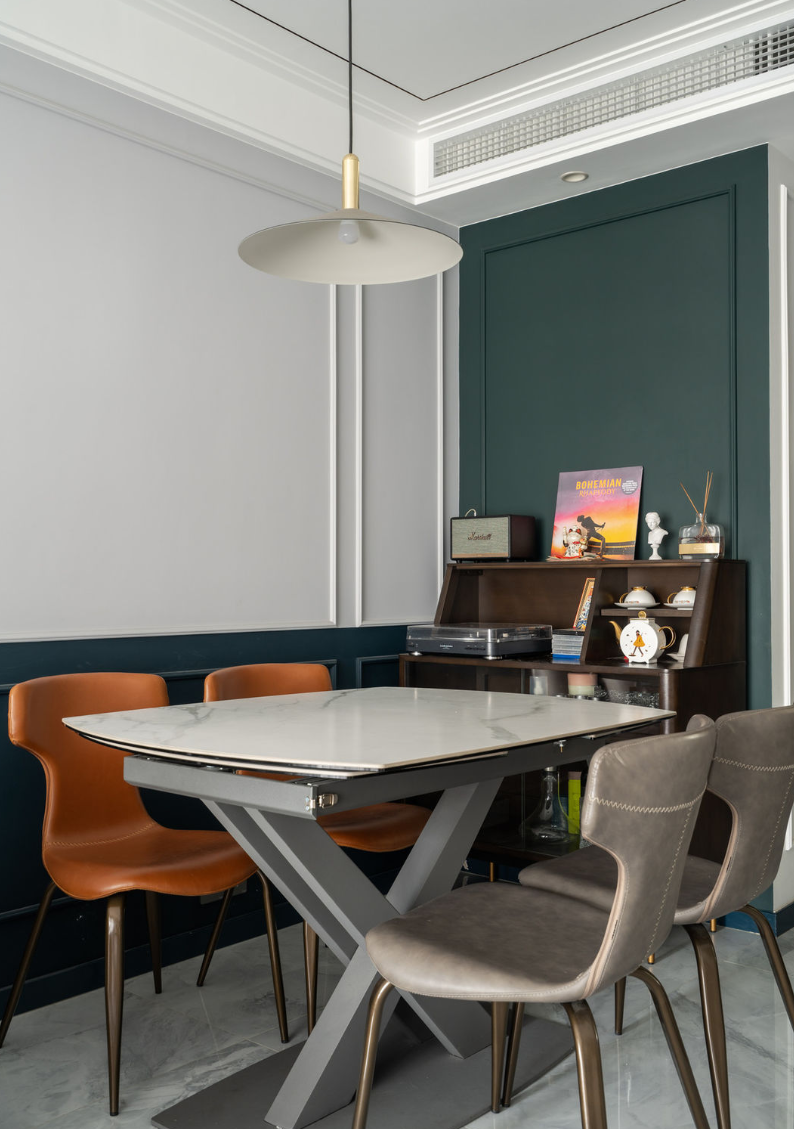 |这是我见过最干净的混搭风，全屋层次明显，背景墙很有档次