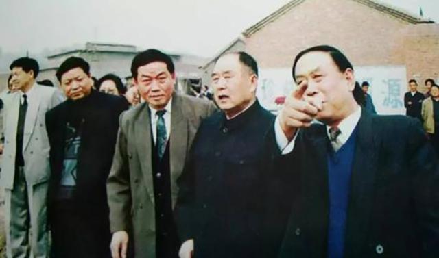 李德生|李德生6个子女如今在哪?长子成就非凡,次子是将军,女儿是军医