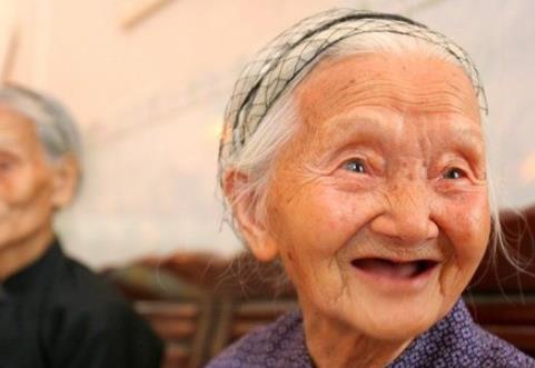 [水母]永生无法实现？宇宙规则不允许，所有长寿的生物下场都很惨