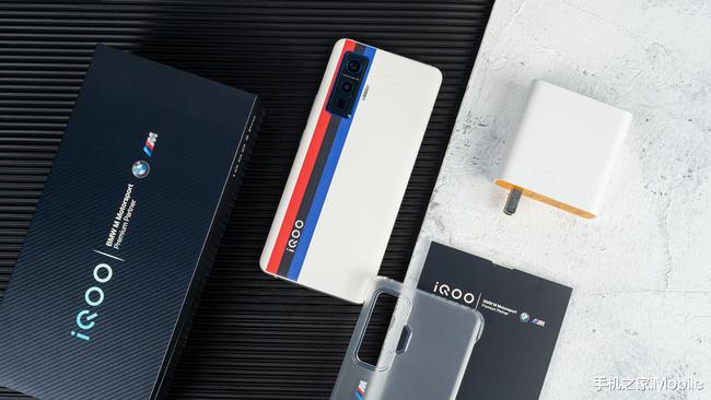 ipad8|只需零碎时间充电就够用 优质快充手机推荐