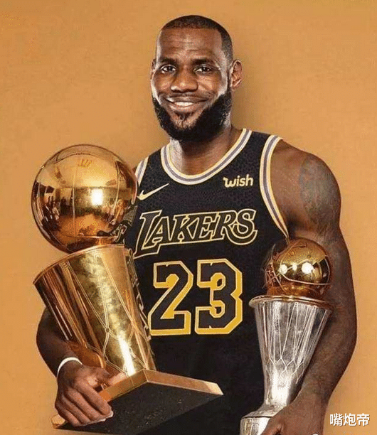 「凯里·欧文」4大超巨强力支持欧文，保罗甜瓜背弃詹皇，连湖人核心都阻碍他4冠