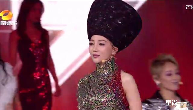 姐姐|太实在！杨澜发姐姐合照不P图，伊能静太苍老，沈梦辰鼻子会发光