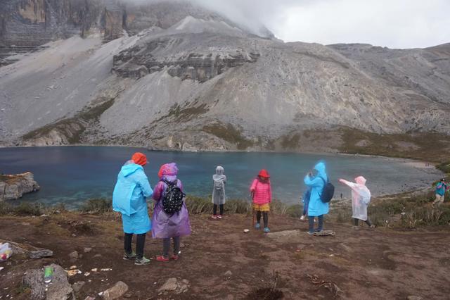 「稻城亚丁」稻城亚丁，一个去了会后悔的地方，我再也不会去