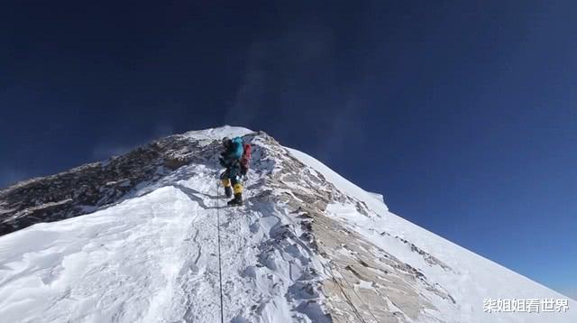 『珠穆朗玛峰』珠穆朗玛峰上的“中国梯”,究竟是怎么搭建的?看完后肃然起敬!