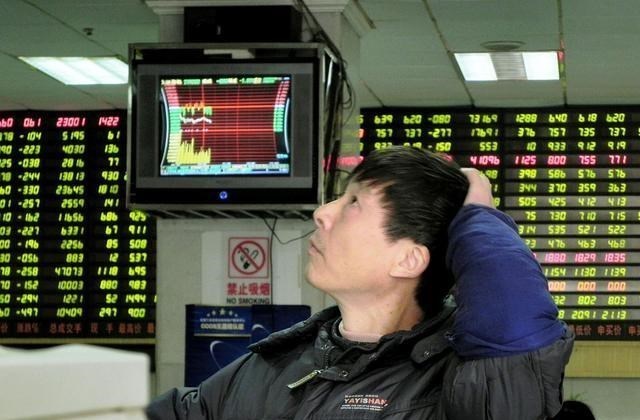 中國股市：市場迎來一顆“大雷”消息，下周A股還能挺住嗎？-圖3