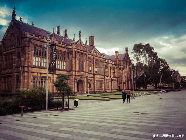 「留学生」大学教师：这类专业不要选，三个方面注定前景黯淡，考研要换专业