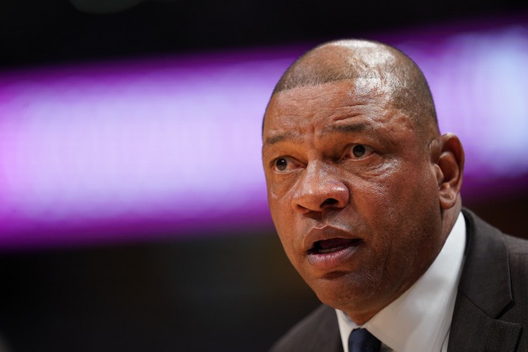 道格·里弗斯|里弗斯签约76人细节曝光！离开快船不到24小时赴费城 根本不愁下家