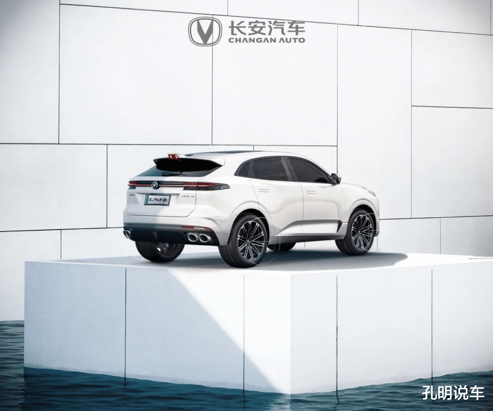 长安汽车|长安UNI-K定妆照！中型溜背轿跑SUV，贯穿灯+四排气
