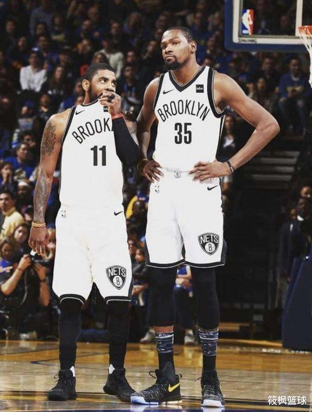 凯文·杜兰特▲重磅！又一球员官宣退赛，那可是联盟前五的超巨，湖人夺冠机会要来了！