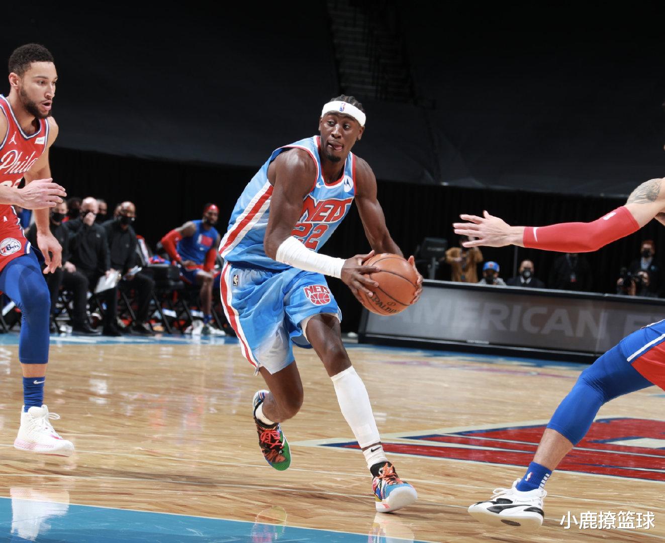 德懷特·霍華德|15分鐘砍9分12板，在場贏9分！離開湖人后，霍華德變得好陌生