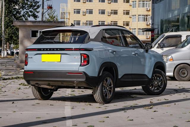 捷达vs5|SUV中又一“省油王”,一脚油门有推背感,合资品质油耗3毛5仅7万