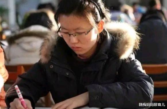 大学生|农村家庭考上2个985大学生，父母却因学费流泪，网友：穷人的悲哀