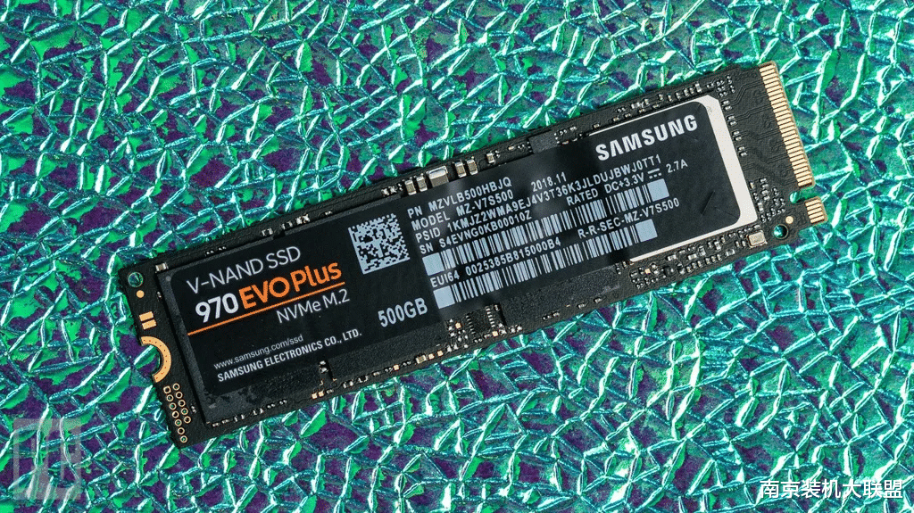 固态硬盘|新买的固态硬盘一定要先进行4K对齐！不然电脑依旧卡顿