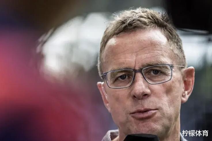 『红黑军团』红黑军团迎来改革,米兰敲定新任管理层,球队复兴有望