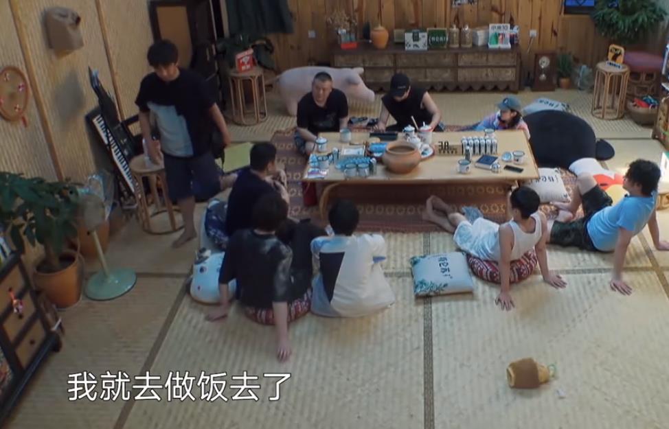 岳云鹏▲《向往的生活4》成功一期，岳云鹏最佳客人，解决节目老大难问题