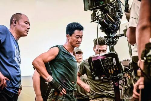 吴京|吴京筹备《战狼3》阵容，三顾茅庐邀请他出演，直言没他就不拍了！