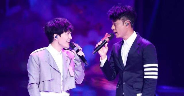 周深|周深新歌《资深庸才》，又一次与众不同的演唱合作