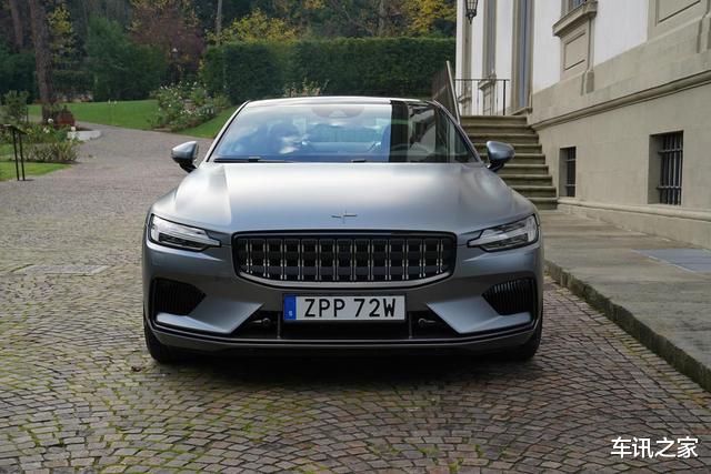 吉利汽车▲李书福又赢了,吉利“新车标”大获成功!遭18个国家疯狂抢购,真给国产车长脸