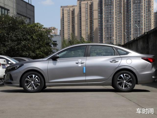 长安汽车|长安又火了，30天狂甩15574台，7.29万起，铁了心要扳倒大众丰田