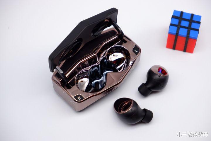 游戏耳机|iWALK战神游戏耳机:低延迟、长续航,吃鸡好搭档