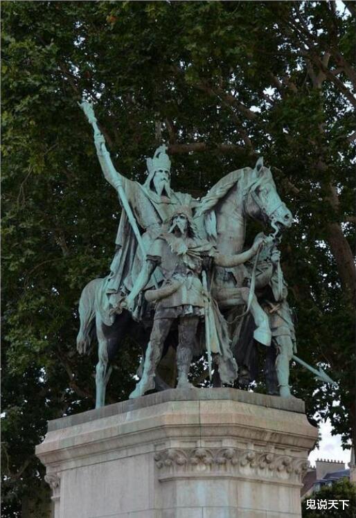 魔兽世界|为什么说《魔兽世界》的职业“圣骑士”是不准确的翻译?