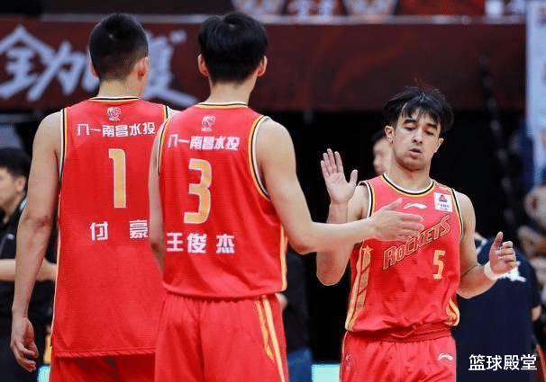 八一男篮|八一下赛季恐无缘CBA？参赛资格或被老东家代替，球迷却纷纷支持