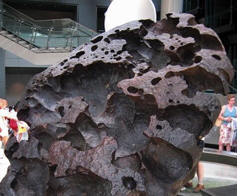 电子计算机|如果把900人送到石器时代,制造一台电子计算机需要多久?