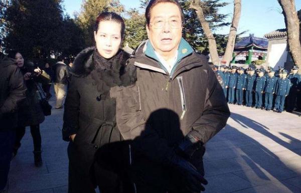 『李双江』“逆子”入狱2671天,梦鸽与金铁霖的最后一层关系浮出水面