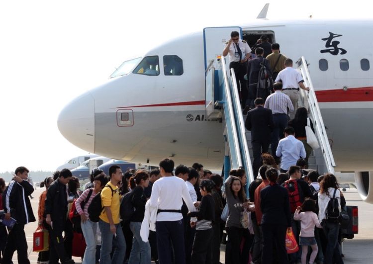 蒙古|外籍者要留下财富？美国开始锁人，移民的中国富豪“惩罚”来了