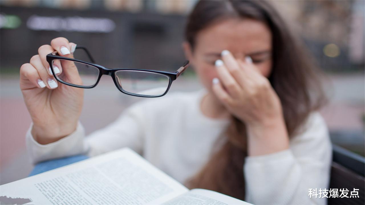科学家@拿什么拯救视力？科学家实验研究表明，可以观看红色的光！