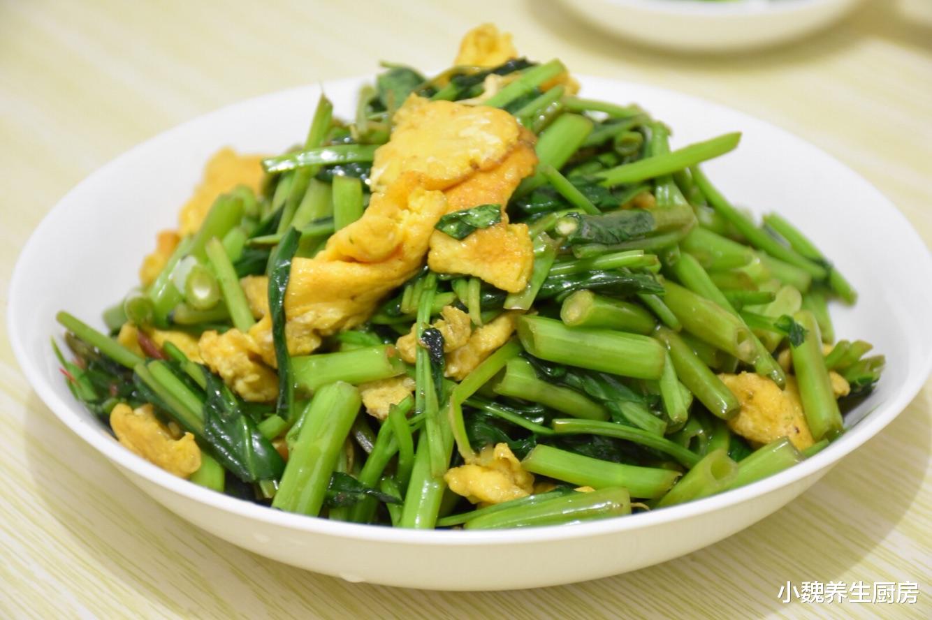 鸡蛋：这菜钙质比牛奶还高，每天炒一盘，补钙质，长个头，才2块钱一斤