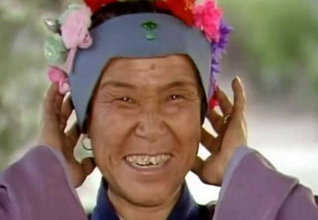 「科学家」为什么动物照镜子认不出自己，人类却可以？