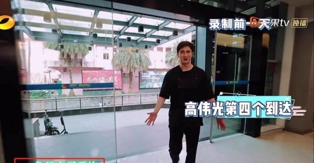 『奔跑吧兄弟』《快乐大本营》最新“宠儿”，一个月连录两期，自己都不好意思了