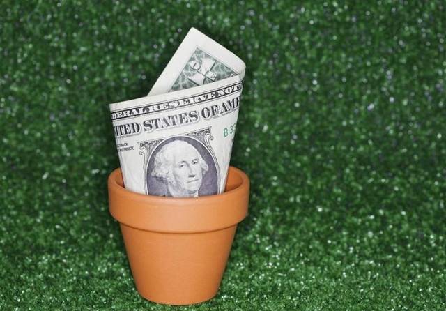 生肖：五月赚钱有门路，3大生肖步步高升，成功不怕晚