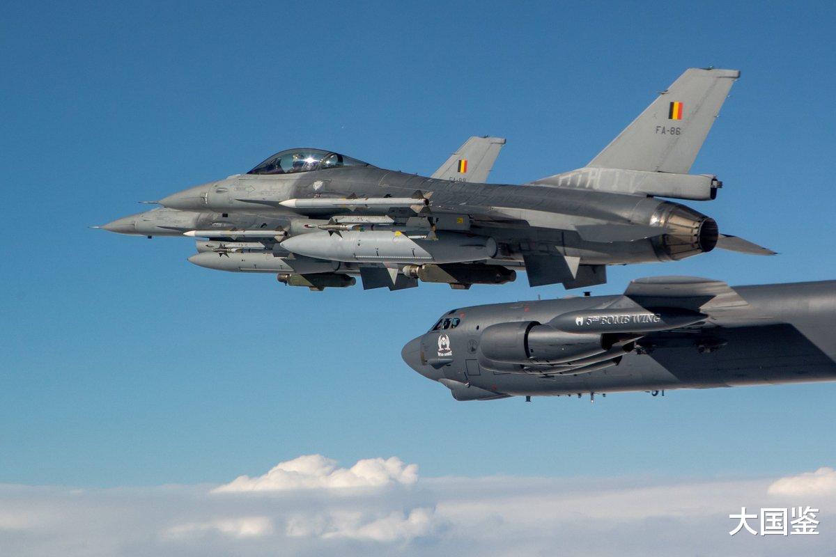 轰炸机|6架核轰炸机飞越洲际，大批国家纷纷选边站，美：向对手敲响警钟