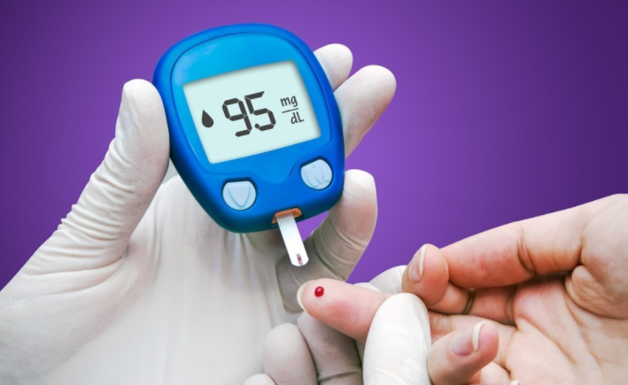 [奶油]糖尿病的人，晚上频繁出现4个“异常”，暗示血糖超标，莫大意！