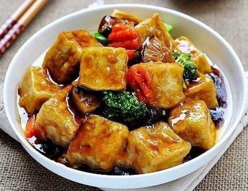 豆腐|10余道菜肴分享，料足味更香，下酒下饭好实惠，家人吃的美滋滋